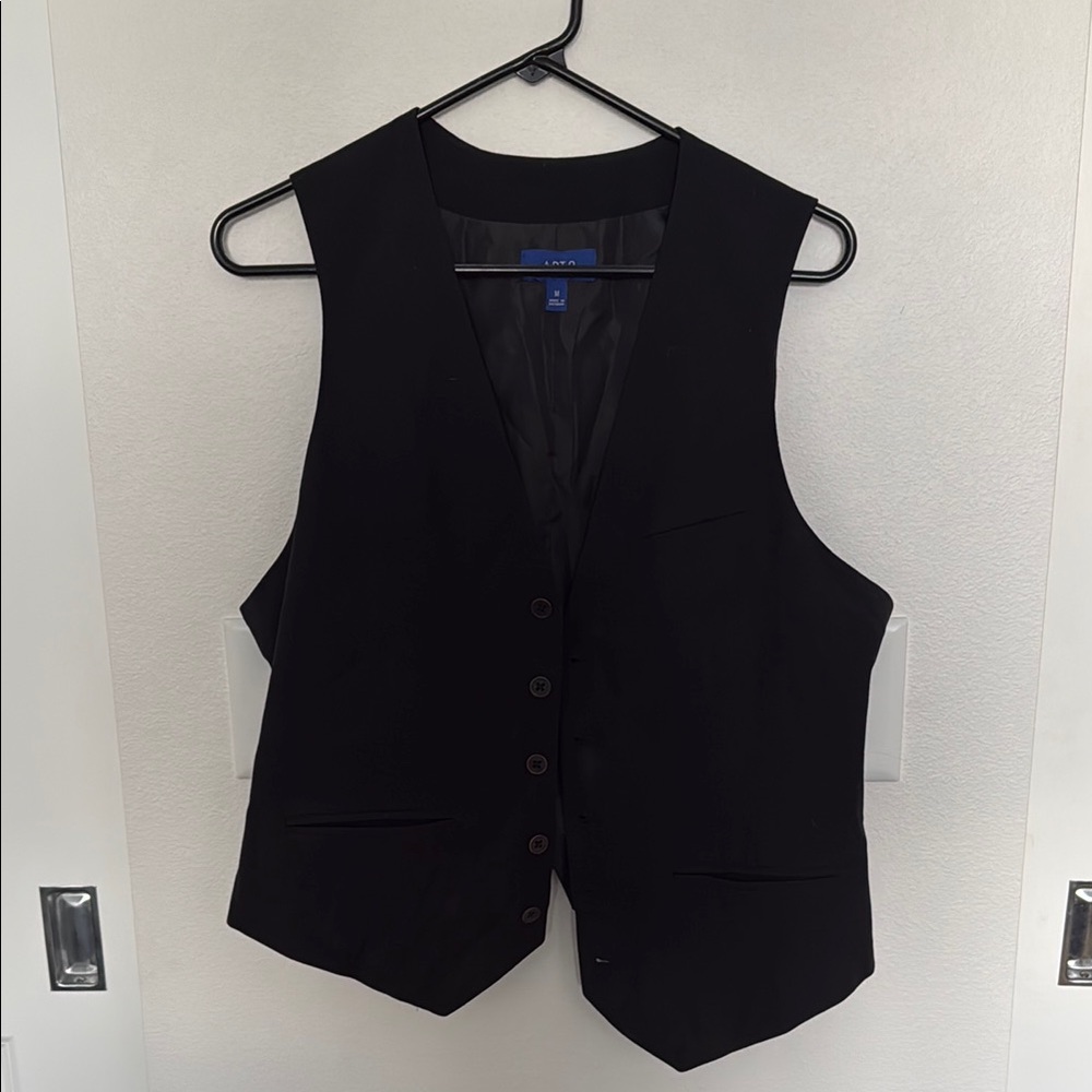 Men’s Black Vest